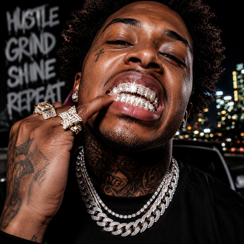 Last Day 49% OFF🔥 DIAMOND GRILLZ - Full diamond crusted grillz for maximum shine
